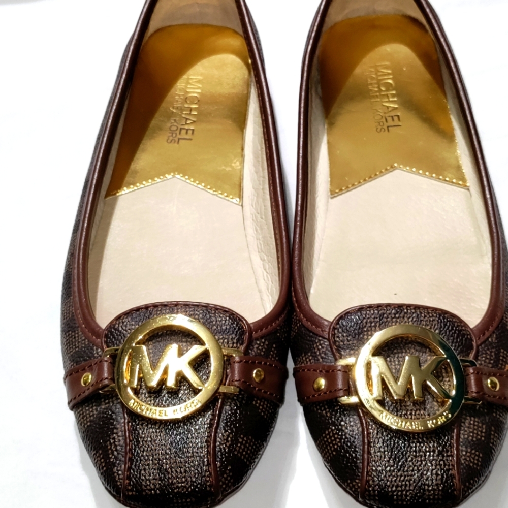 Fulton Studded Logo Moccasin